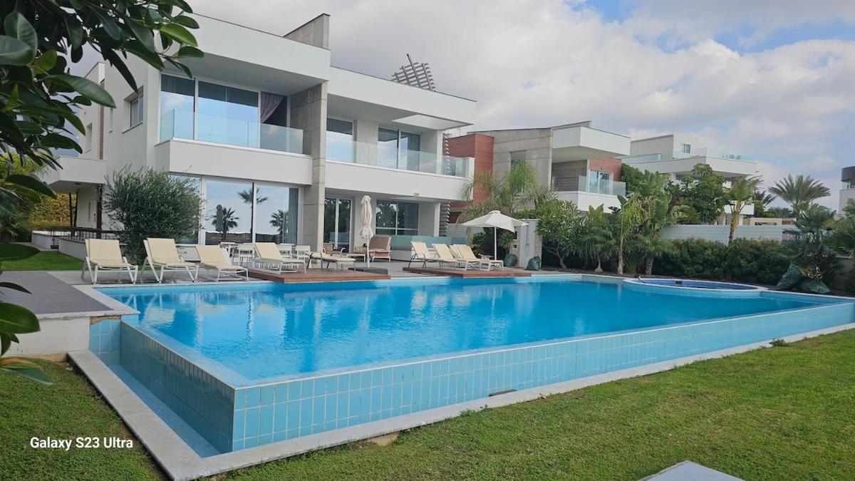 Villa Beachfront Luxury Tranquility Agia Napa